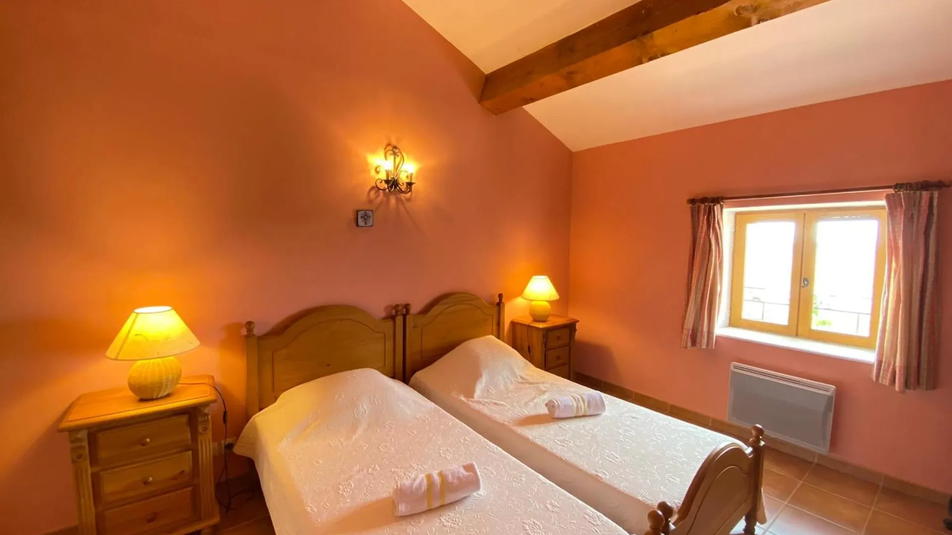 Magnificent Flat In The Heart Of Lavender Fields - 8-9 People Apartment Brunet France